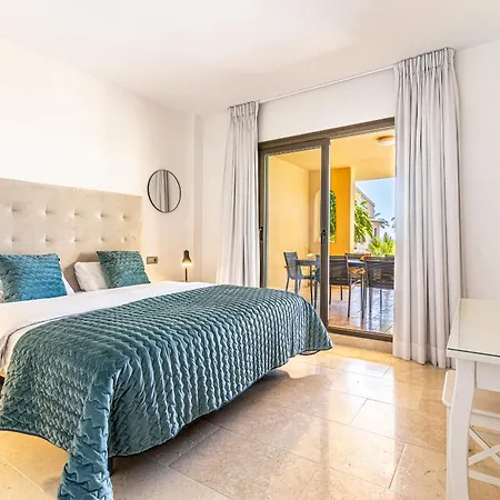 Lovely With Views To Sea And Landscapes Apartment Benahavís