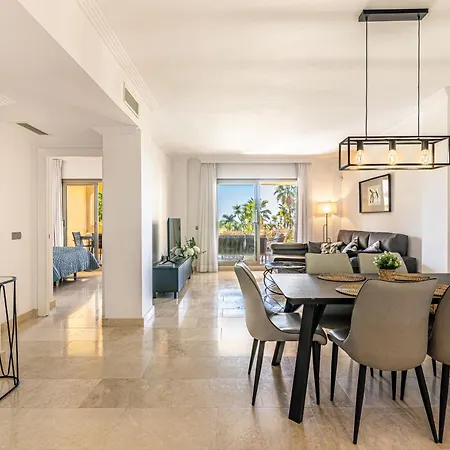 Cozy 2-bedroom In Hacienda De Cifuentes * Estepona