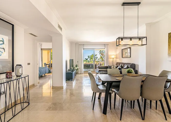 Cozy 2-bedroom In Hacienda De Cifuentes * إِستيبونا