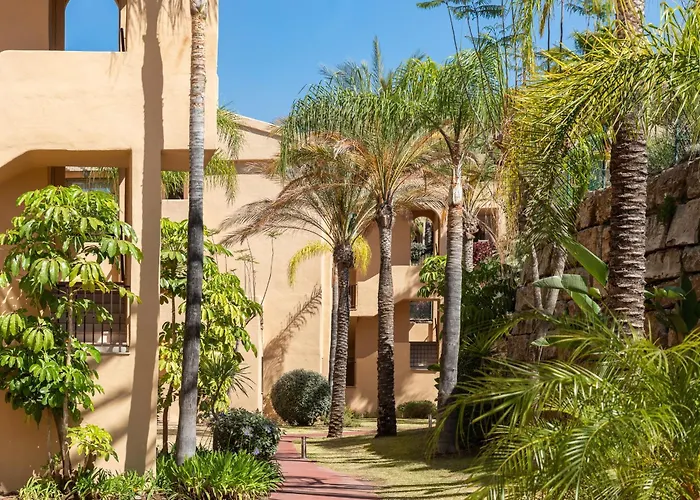 Cozy 2-bedroom In Hacienda De Cifuentes شقة