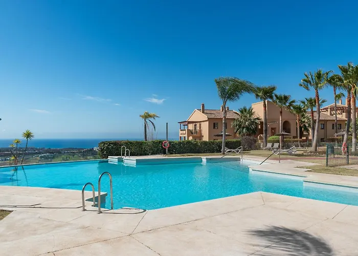 شقة Cozy 2-bedroom In Hacienda De Cifuentes إِستيبونا