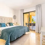 Cozy 2-bedroom In Hacienda De Cifuentes 아파트 베나하비스