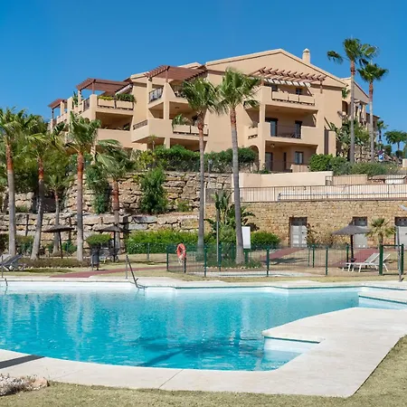 Cozy 2-bedroom In Hacienda De Cifuentes
