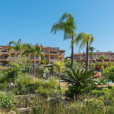 Cozy 2-bedroom In Hacienda De Cifuentes 아파트 *